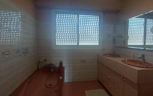 Maison à vendre    6 pièces •  Saint-Vincent-de-Tyrosse