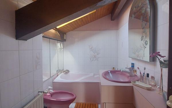 Maison à vendre    6 pièces •  Saint-Vincent-de-Tyrosse