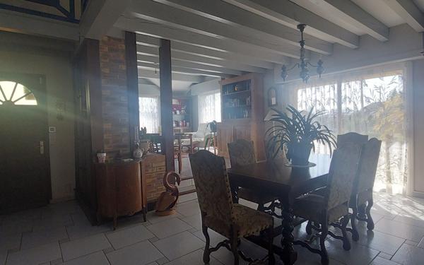 Maison à vendre    6 pièces •  Saint-Vincent-de-Tyrosse