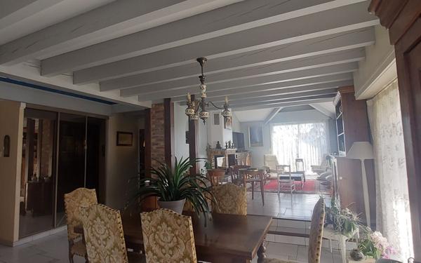 Maison à vendre    6 pièces •  Saint-Vincent-de-Tyrosse