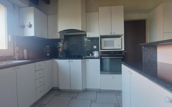 Maison à vendre    6 pièces •  Saint-Vincent-de-Tyrosse