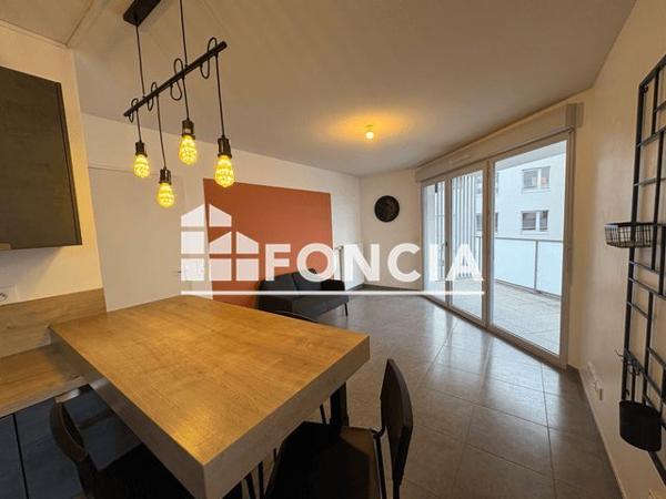 Location Appartement 2 pièces 42.3 m² - 4 RUE DE LA TASE Vaulx En Velin 69120