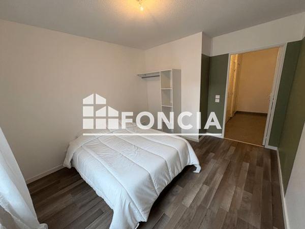 Location Appartement 2 pièces 42.3 m² - 4 RUE DE LA TASE Vaulx En Velin 69120