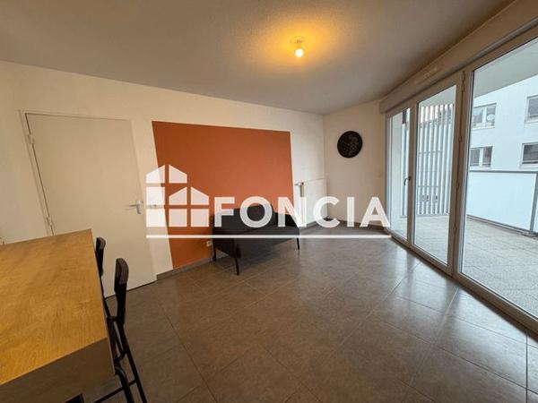 Location Appartement 2 pièces 42.3 m² - 4 RUE DE LA TASE Vaulx En Velin 69120