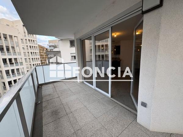 Location Appartement 2 pièces 42.3 m² - 4 RUE DE LA TASE Vaulx En Velin 69120