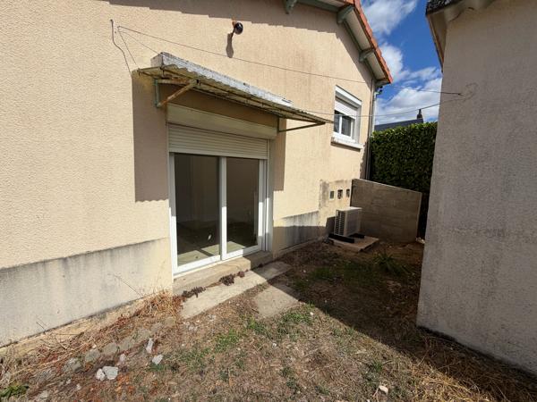MAISON T3 sur SOUS-SOL - DEPENDANCE et TERRAIN