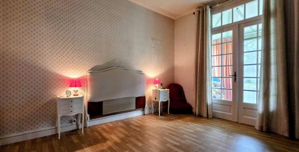 L’élégance des années 50 revisitée : maison 156 m² avec jardin clos et dépendance Détails des diagnostics énergétiques