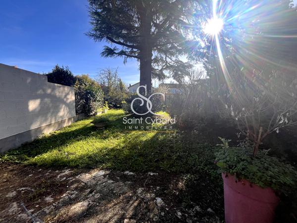 Angoulême – Maison à rénover avec garage et jardin
