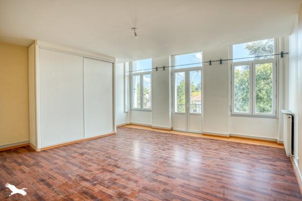 Maison à vendre |  Sainte-Bazeille |  7 pièces | 147 m²