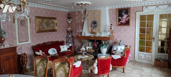 Maison d'habitation idéalement située à VIRE