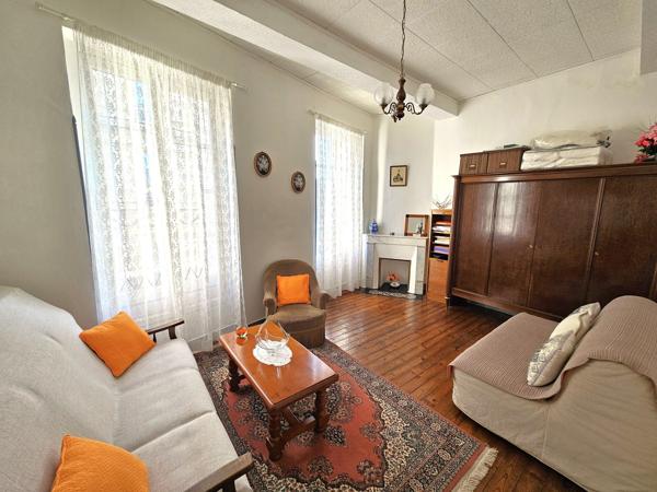 BORDEAUX SAINT PAUL : APPARTEMENT 3 PIÈCES