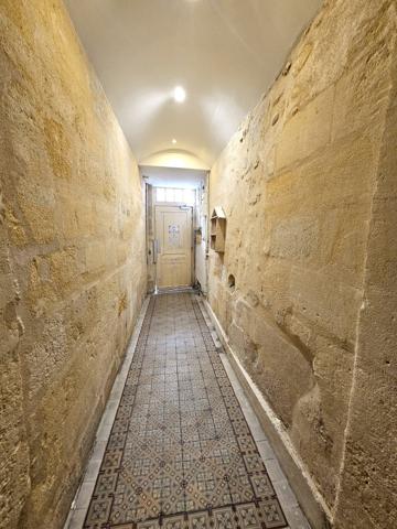 BORDEAUX SAINT PAUL : APPARTEMENT 3 PIÈCES