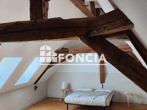 Location Appartement 5 pièces 121 m² - 20 RUE DE LA LIBERTE Semur En Auxois 21140