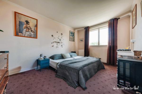 Maison à vendre 10 pièces LE CHESNAY (78)300m²-5 chambres-garage-terrain 756m².