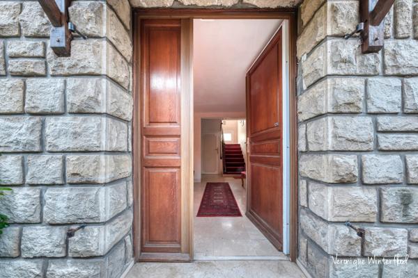 Maison à vendre 10 pièces LE CHESNAY (78)300m²-5 chambres-garage-terrain 756m².