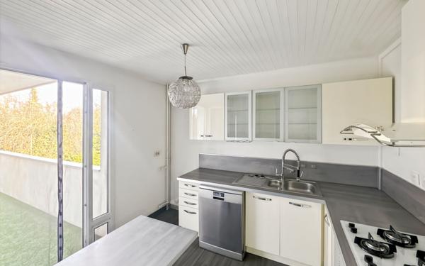 Appartement à vendre    3 pièces • 72,42 m2 Bondy