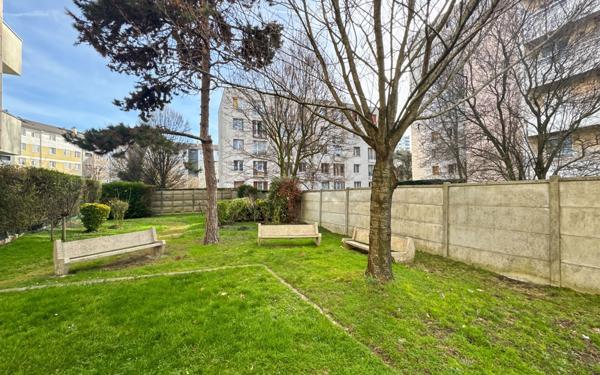 Appartement à vendre    3 pièces • 72,42 m2 Bondy