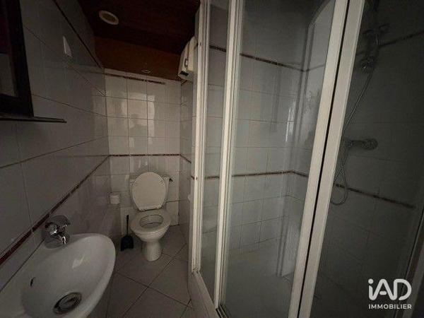 Location appartement 2 pièces 70 m² Paris 17