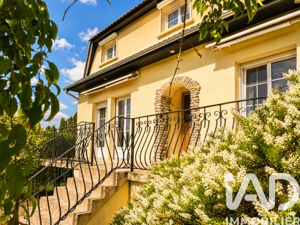 Maison à vendre 6 pièces 144,54 m² Lalande-en-Son