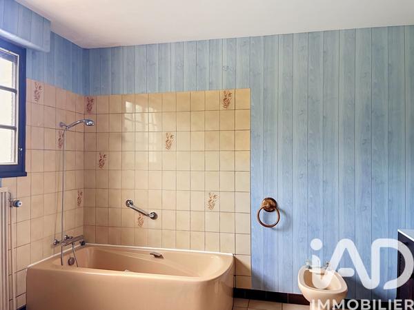 Maison à vendre 6 pièces 144,54 m² Lalande-en-Son