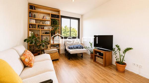 À vendre à Parentis-en-Born  appartement  hypercentre
