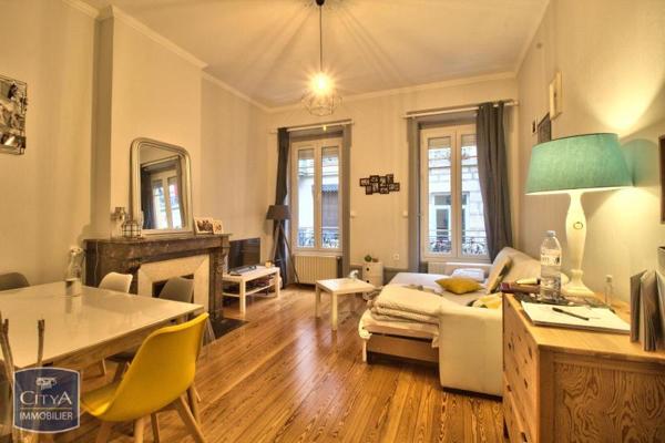 Location appartement Saint-Étienne (42) 2 pièces 61m²