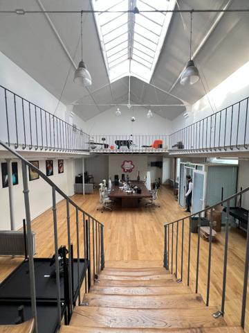 Bureaux Loft de caractère 370 m²