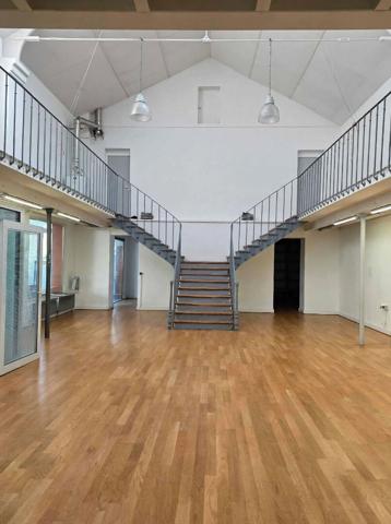 Bureaux Loft de caractère 370 m²