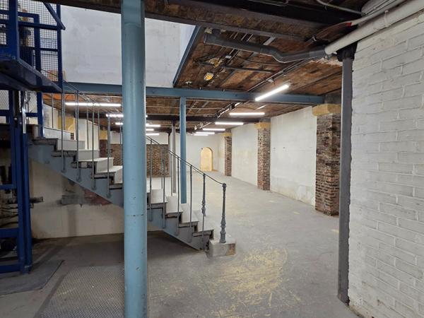 Bureaux Loft de caractère 370 m²
