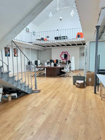 Bureaux Loft de caractère 370 m²