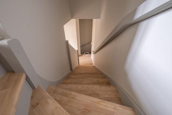 Versailles Notre Dame - Maison 4 piéces 103m² au sol avec terrasse et balcon €1 095 000 ** - Référence 25727