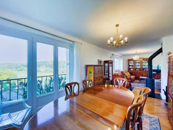 Maison contemporaine - Sarlat-la-caneda A SARLAT - Maison en pierre de 90m2 sur 1289m2 de terrain