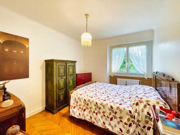Maison contemporaine - Sarlat-la-caneda A SARLAT - Maison en pierre de 90m2 sur 1289m2 de terrain