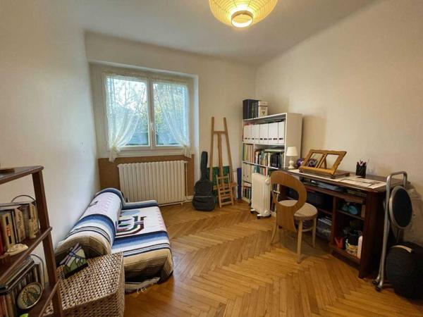 Maison contemporaine - Sarlat-la-caneda A SARLAT - Maison en pierre de 90m2 sur 1289m2 de terrain