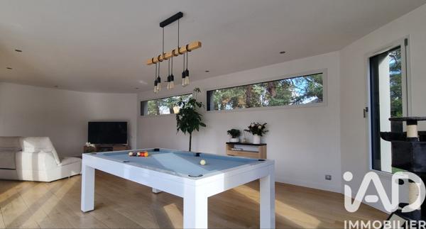 Maison à vendre 7 pièces 167 m² Chambray-lès-Tours