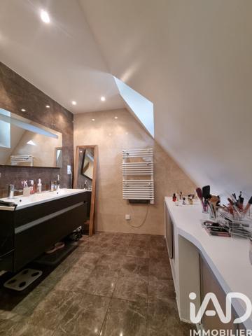 Maison à vendre 7 pièces 167 m² Chambray-lès-Tours