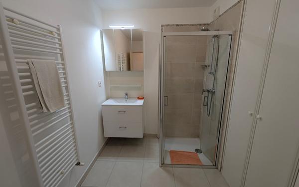 Appartement à vendre    2 pièces • 38 m2 Six-Fours-les-Plages