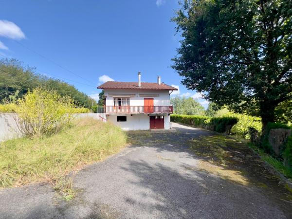 Maison à fort potentiel au calme – Arbonne (Quartier du Hameau)