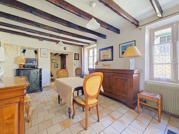 Maison de ville à rénover à Seugy - 5 pièces, 3 chambres, 195 000 €