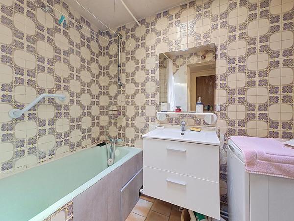 Maison de ville à rénover à Seugy - 5 pièces, 3 chambres, 195 000 €