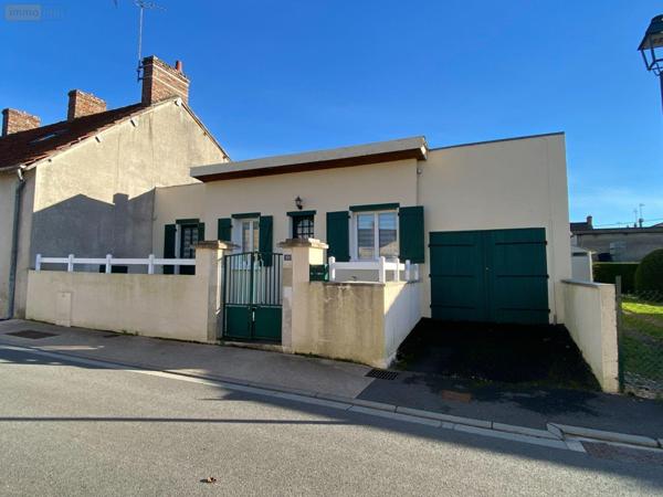 Maison de ville à vendre à Villedieu-sur-Indre dans l'Indre (36320), ref : 1051835