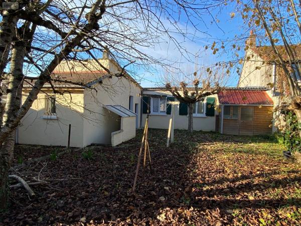 Maison de ville à vendre à Villedieu-sur-Indre dans l'Indre (36320), ref : 1051835