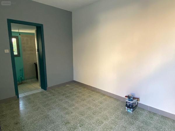 Maison de ville à vendre à Villedieu-sur-Indre dans l'Indre (36320), ref : 1051835