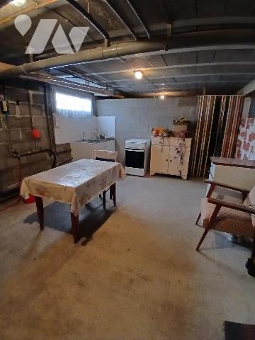 Pavillon sur terrain clos