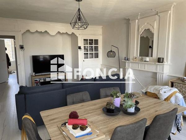 Location Appartement 2 pièces 59.08 m² - 4 PLACE DU MARTRAY Quintin 22800