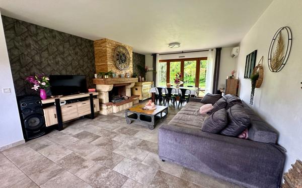 Maison à vendre    4 pièces •  Herm