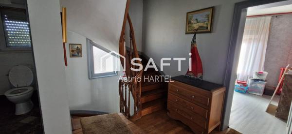 maison traditionnelle en brique et familialle