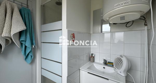 Location Appartement 2 pièces 39.91 m² - Lisieux 14100