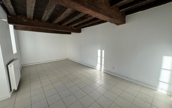 Appartement à louer    3 pièces • 71,15 m2 Laon