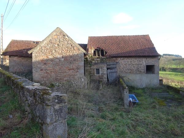 Ancienne fermette à rénover VEROSVRES (71) - T3 - 100m² - Terrain 6207m²